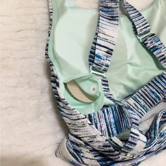 Lululemon Pure Practice Sports Bra Blurry Belle Multi Sea Mist size 6 - Picture 6 of 7